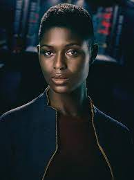 A personagem é uma espécie de humana aprimorada geneticamente. Jodie Turner Smith Melantha Jhirl Nightflyers Cast Bios Syfy
