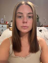 Check my profile pic and guess my age If u get it right i will give u talk  time for free..the winner will be announced tomorrow