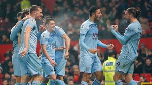 Burnley try to take the free kick quickly, before the united defence is set, but the quick i find myself (as a man utd fan) willing teams like man city or liverpool to score a late winner, so i can. Man United 0 Burnley 2 Fans Rip Glazers After Lowly Defeat Sports Illustrated