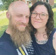 What are some recommendations for restaurants and things to do in  Lancaster, Ohio?