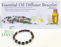Choosing the diffuser type that's right for you is essential (pun intended!) to maximizing your health benefits and getting the most out of your aromatherapy oils. Essential Oil Diffuser Jewellery In Malaysia Green Daun