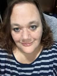 Hi I'm Doris of the Forest cat variety! I was adopted from a shelter in  Central Oregon. My coat was so matted my new owners patiently brushed and  untangled my fur. Look