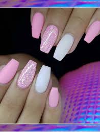 40 Cool Pink Matte Glitter Nail Art Designs For 2021 Modeshack This item kiss pink gel nail glue (1 pack).