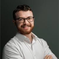 Evan Benton's Instagram, Twitter & Facebook