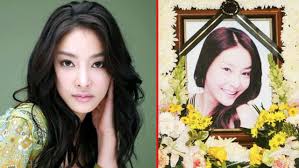 Penyebab artis korea bunuh diri. Selain Sulli 6 Artis Korea Ini Meninggal Karena Bunuh Diri Penyebabnya Juga Gara Gara Depresi