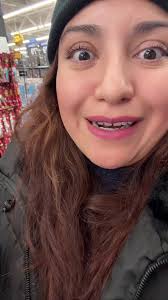 Andaba sin coche 🚗 jajaja y no me quedó más que irme a la tienda a  recorrer pasillos 🫣#shopping #sinnadaquehacer #walmartfinds #humortiktok  #fy