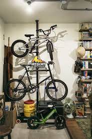 自転車を収納できる壁掛け収納 自転車 壁掛け 自転車 室内 壁掛け収納