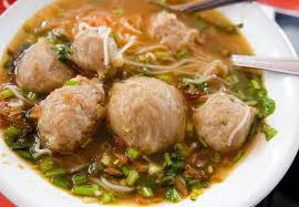 Ia lazimnya dibuat daripada campuran daging lembu dan tepung ubi kayu, namun boleh juga dibuat daripada daging ayam. Resepi Bakso Sup Resepi Merory Sedap Betul