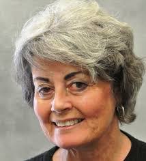 Suzanne Sheffield's Instagram, Twitter & Facebook