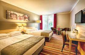In the heart of the savannah, holiday inn savannah historic district welcomes you, and your pets, with genuine southern hospitality. Schlecht Schlechter Holiday Inn Ratingen Leonardo Hotel Dusseldorf Airport Ratingen Dusseldorf Bewertungen Tripadvisor