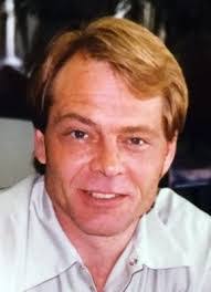 Robert Thrasher's Instagram, Twitter & Facebook