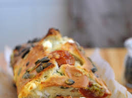 Farine Oeuf Huile Vin Blanc Sec Feta Tomate Cerise Gruyere Rape Levure Chimique Graine De Courge Herbes De Provence Food Breakfast Quiche