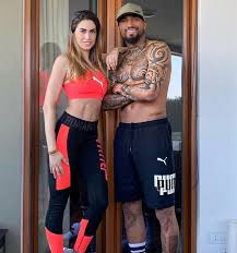 Kevin prince boateng'in model eşi melissa satta, yaptığı açıklamalarla gündem yaratmıştı. Ac Milan Midfielder Kevin Prince Boateng S Wife Melissa Satta Says Sex Marathons Led To His Injuries Blacksportsonline Part 8