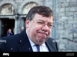 Cowen hi-res stock photography and images