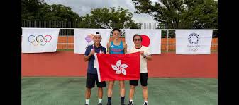 Jul 01, 2021 · 年末將踏入30歲的陳仲泓於3年前創下13.74秒的香港紀錄，他在16歲時接觸跨欄，21歲時兼顧全職工作與訓練，後來毅然辭職重返校園，在浸大修讀體育及康樂管理，並專注訓練。他在2015年首破港績，2018年3度刷新香港紀錄，並把紀錄改寫至13.74秒。 Bvkqlxfuthxlhm