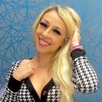 Alexandra Bobo's Instagram, Twitter & Facebook