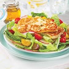 Salade Rafraichissante Au Fromage Grille Recette Alimentation Recette Facile Recettes De Boissons