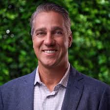 Myron Lawrence's Instagram, Twitter & Facebook