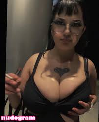 bl00dyh4nd  bl00dyh4nd1 Nude Leaks OnlyFans Photo 15 - Nudogram v2.1