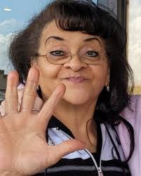 Elizabeth Feasel's Instagram, Twitter & Facebook