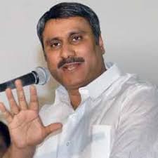 Celebrities Born in 1968