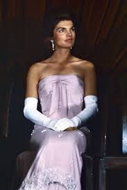 We discovered the french perfume that jackie kennedy wore in the … Iconic Jackie Kennedy Fashion Pictures Style Photos Of Jackie O
