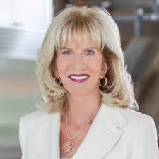 Courtney Minyard's Instagram, Twitter & Facebook