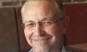 Entrevista al Poeta Antonio Portillo Casado Con Motivo de la Publicación de  Rayomatiz