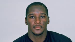 Raiders player joins commune