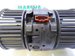 Bonjour, j'ai une panne de ventilation sur un grand scénic iii de 2009. Used Renault Grand Scenic Iii Jz 1 6 16v Heating And Ventilation Fan Motor T1010033m Maresia Parts Proxyparts Com