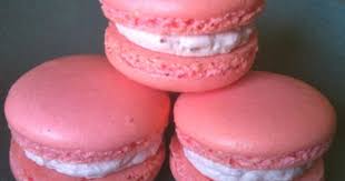Heidi S Mix Fresh Strawberry Macarons Strawberry Macarons Recipe Macarons Fresh Strawberry