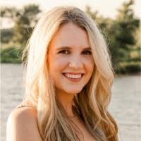 Shannon Stocks's Instagram, Twitter & Facebook