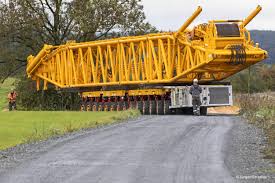 A spmt combination consists of two units; Cometto Spmt Als Umzugshelfer Fur Wiesbauer Selbstfahrer Und Schwerlastmodule