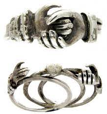 From Hummingbird Heads To Poison Rings Indulging Our Antique Jewelry Obsession Antique Jewelry Vintage Jewelry Jewelry Rings Diamond