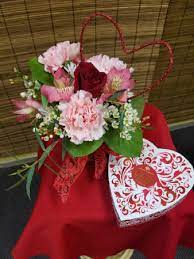 Candied flowers stock photos and images (34,057). Valentine Candy And Flowers In Hutchinson Ks Don S Custom Floral