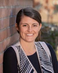 Anna Parr's Instagram, Twitter & Facebook