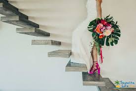 There are 327 rent flowers for sale on etsy, and they cost $42.65 on average. Flor Mimo Florist