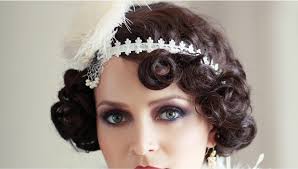 With this cut, you can enjoy the ease and volume of multiple sliced layers throughout the length of. Twenties Hairstyles Embrace Your Inner Flapper 29secrets