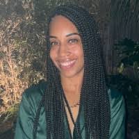 Lauren Duckett's Instagram, Twitter & Facebook