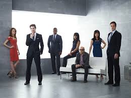 While he was able to successfully pull off most of his cons during the course of. Hd Wallpaper White Collar Neal Caffrey Peter Burke Mozzie Elizabeth Burke Wallpaper Flare