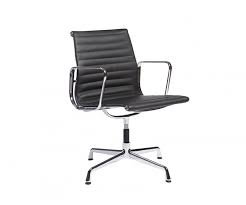 Adjustments may vary according to chair model. Charles Eames Aluminium Group Ea 117 G Buy Online Fron Classicfactory24