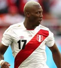He is 30 years old from peru and playing for rayo vallecano in the spain segunda división (2). Boca Juniors Pierde La Posibilidad De Sumar A Luis Advincula Por Este Inesperado Motivo Strikers Cracks