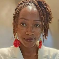 Shari Hammond's Instagram, Twitter & Facebook