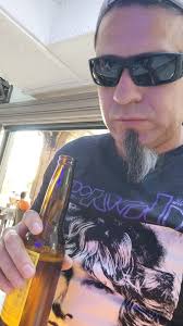 🖤Grace Slick & Jim Morrison🖤 Durante la gira Europea en 1968, el  aeroplano Jefferson acompañó como telonero a The Doors, una tarde, Grace  Slick, llamó a la puerta del hotel donde se