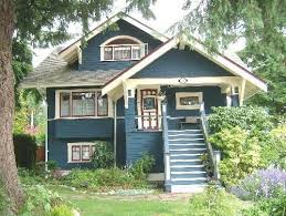 1926 Craftsman Bungalow Lovingly Restored With Salvaged Artifacts In North Vancouver British Col Craftsman Bungalows Prairie Style Houses Craftsman Exterior