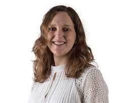 Dana Usher's Instagram, Twitter & Facebook