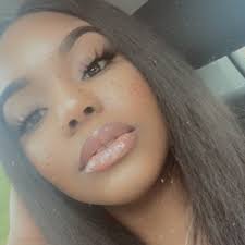 Tekhari 🤍 (@KhariLakeyiah)