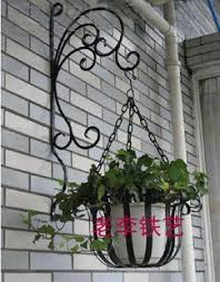 Rustic Iron Flower Stand Balcony Wall Hanging Basket Diaolan Flower Flower Pot Holder Inflower Pots Planters Fr Metal Plant Hangers Flower Pots Flower Stands