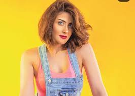 هيدي كرم، هي فنانة مصرية شابة اقتحمت الوسط الفني مؤخرآ ولكنها أثبتت موهبتها الحقيقية، وشاركت في العديد من الأفلام السينمائية الناجحة ووقفت امام كبار النجوم في أعمالها الدرامية، وفي عيد ميلادها. Ø¯ÙŠØ§Ù†Ø© Ù‡ÙŠØ¯ÙŠ ÙƒØ±Ù…