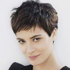 A short haircut will always work wonders for thick hair. 55 Alluring Ways To Sport Short Haircuts With Thick Hair Hair Motive